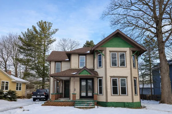 $129,900 | 1113 East Cass Street, Albion, MI 49224