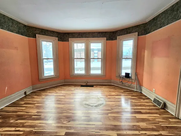 $129,900 | 1113 East Cass Street, Albion, MI 49224