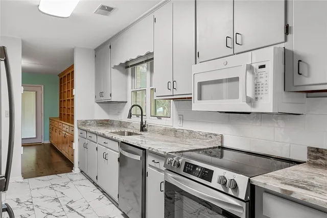 $349,000 | 409 Bayberry Lane, Clemson, SC 29631