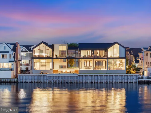 $19,800,000 | 8807 Fulton Avenue, Margate City, NJ 08402