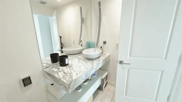 $5,000 | 7910 Harbor Island Drive, Unit 805, North Bay Village, FL 33141