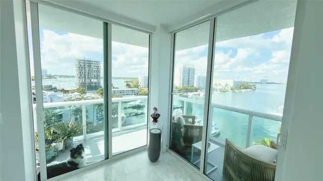 $5,000 | 7910 Harbor Island Drive, Unit 805, North Bay Village, FL 33141