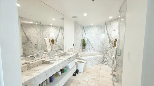 $5,000 | 7910 Harbor Island Drive, Unit 805, North Bay Village, FL 33141