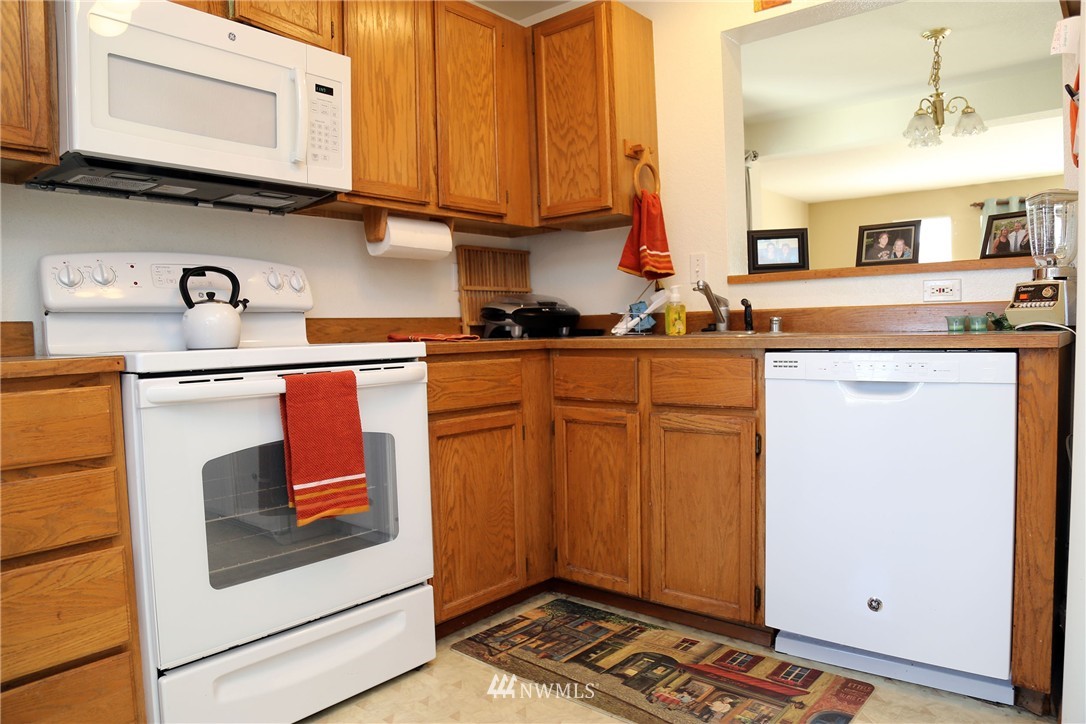 23959 58th Court South, Unit C1 Kent, WA 98032 - Photo 7 of 25