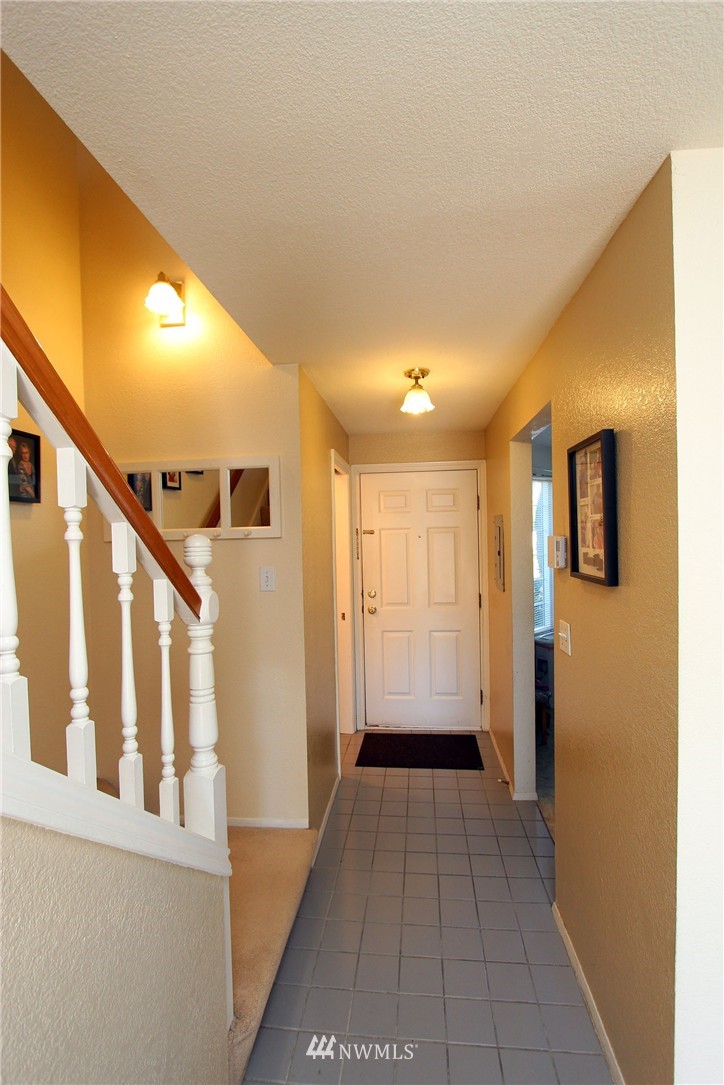 23959 58th Court South, Unit C1 Kent, WA 98032 - Photo 9 of 25