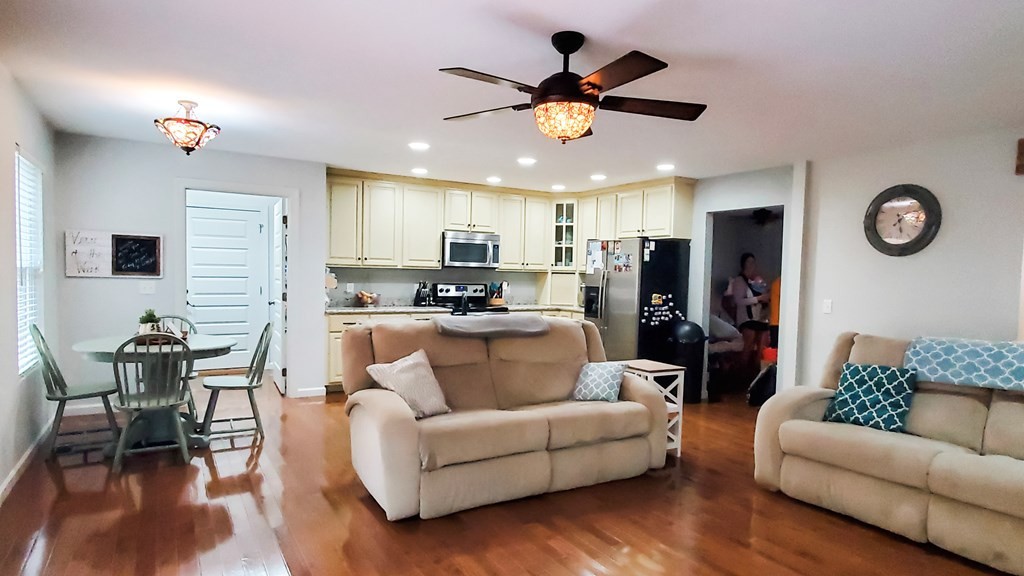 207 Elm Street Decatur, TN 37322 - Photo 4 of 50