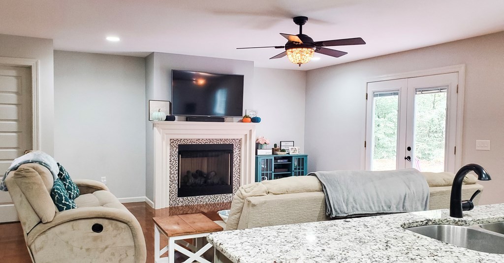 207 Elm Street Decatur, TN 37322 - Photo 5 of 50