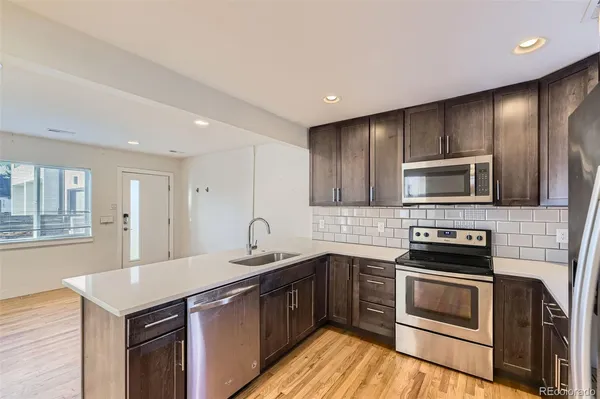 $1,995 | 3131 St Paul Street, Denver, CO 80205