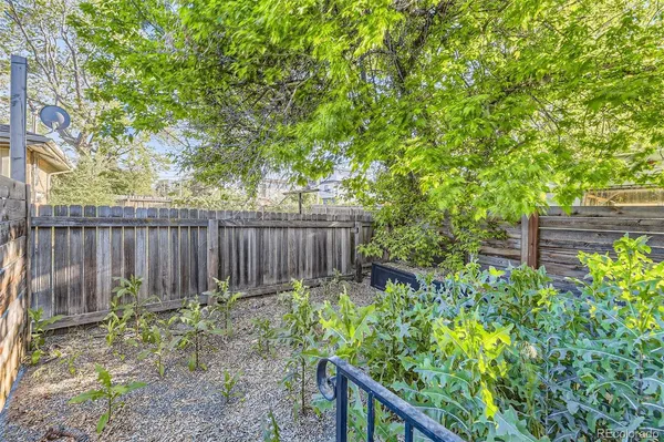 $1,995 | 3131 St Paul Street, Denver, CO 80205