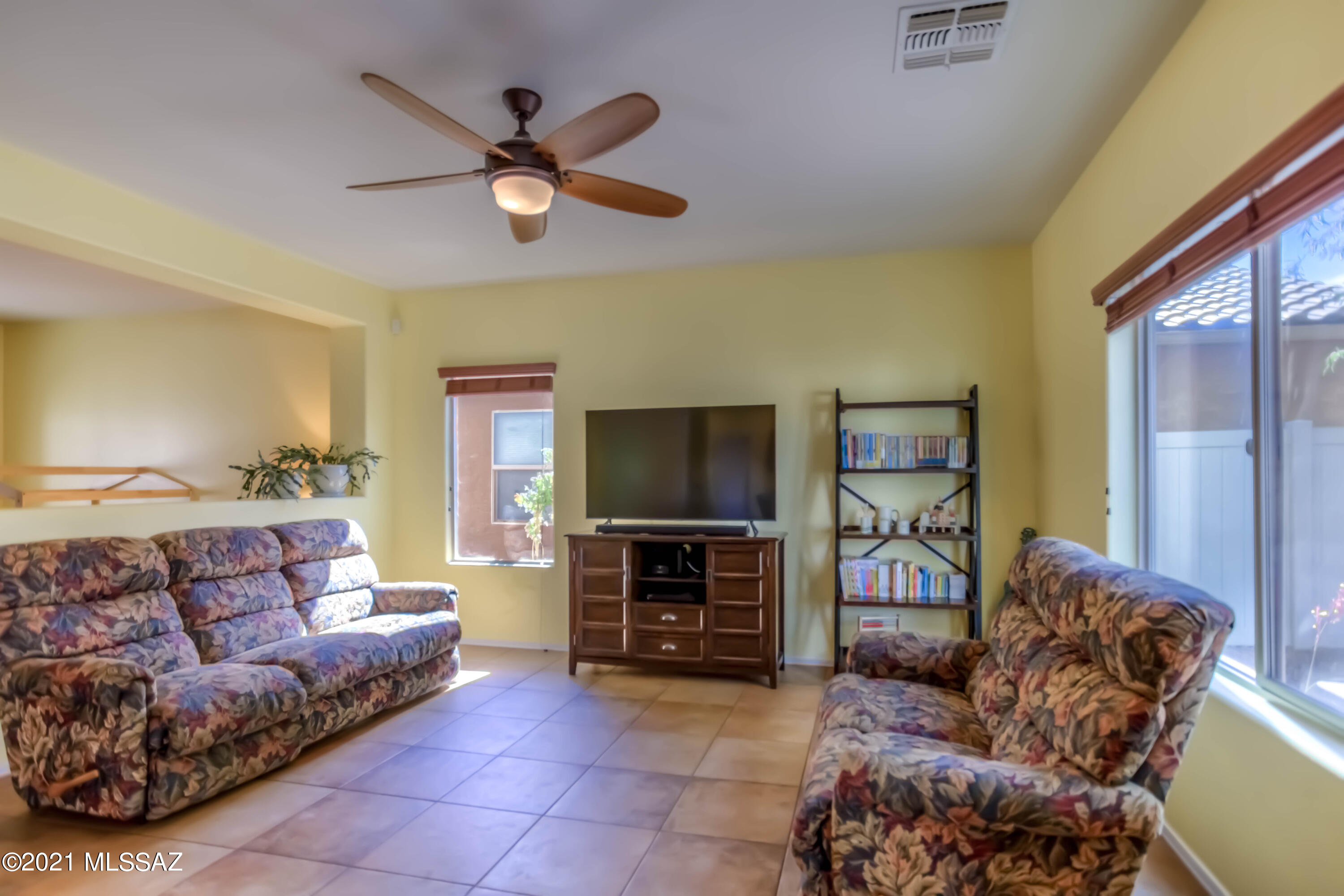 21129 East Frontier Road Red Rock, AZ 85145 - Photo 2 of 49