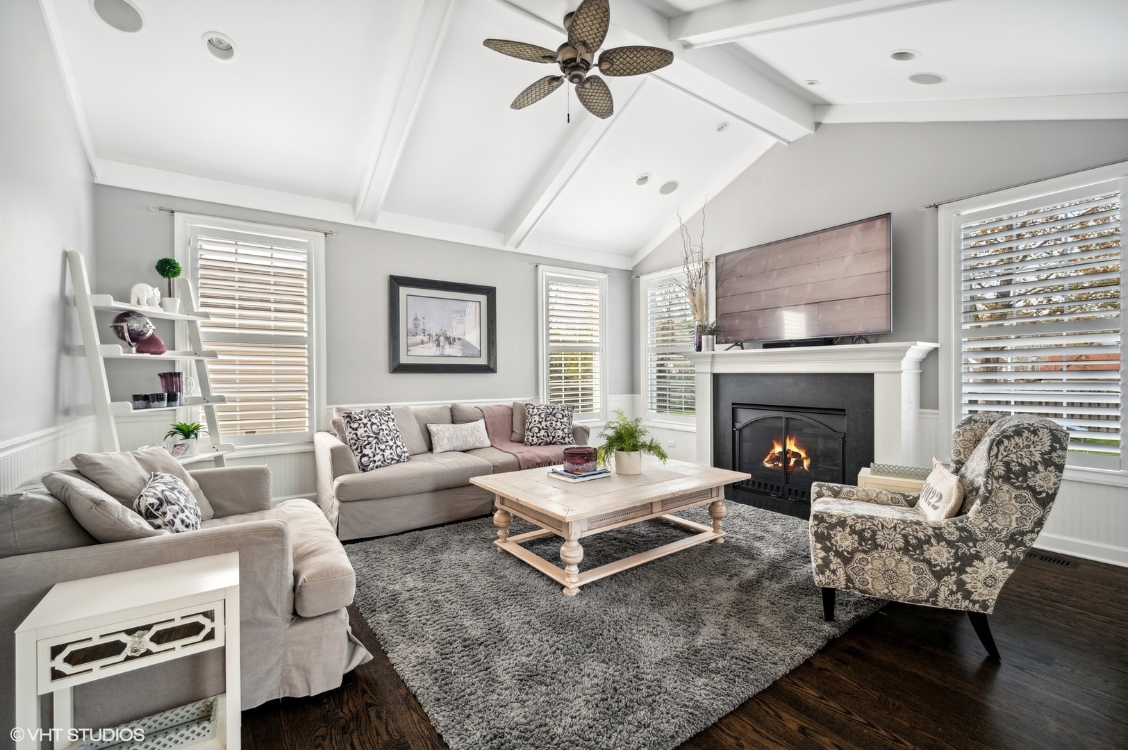 357 Madison Avenue Glencoe, IL 60022 - Photo 16 of 36 a living room with furniture and a fireplace