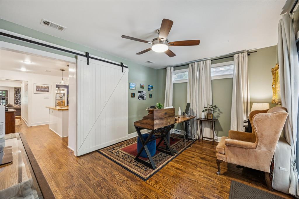 1227 Lansford Avenue Dallas, TX 75224 - Photo 12 of 17 a living room with furniture
