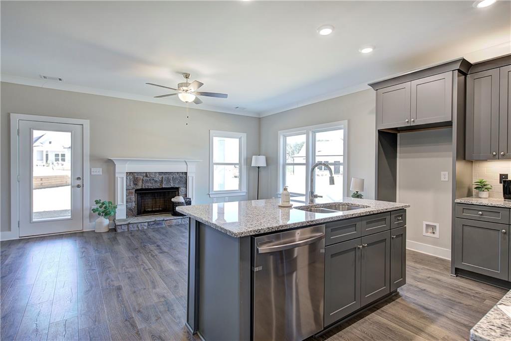 200 Daisy Court Cartersville, GA 30121 - Photo 8 of 27