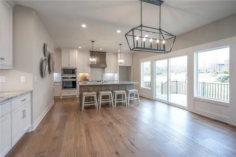 $650,000 | 11494 South Longview Road, Olathe, KS 66061