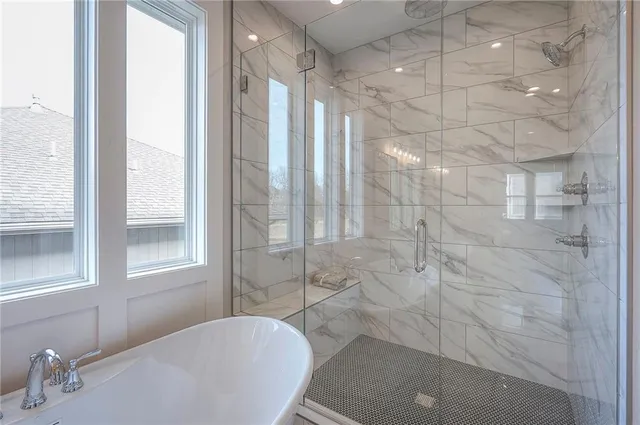 $679,000 | 11494 South Longview Road, Olathe, KS 66061