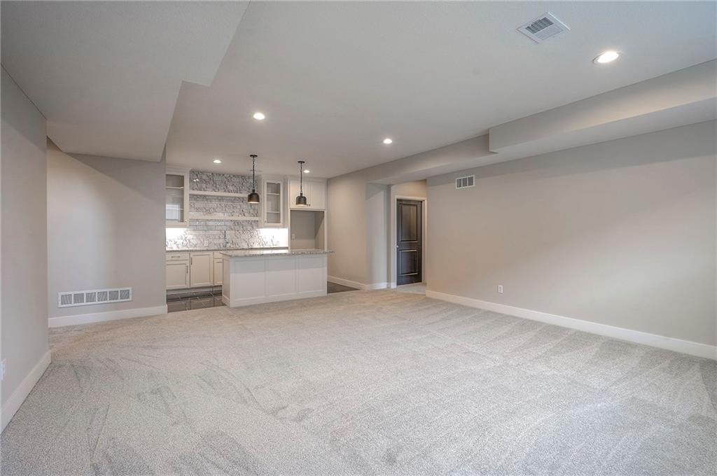 11494 South Longview Road Olathe, KS 66061 - Photo 43 of 55