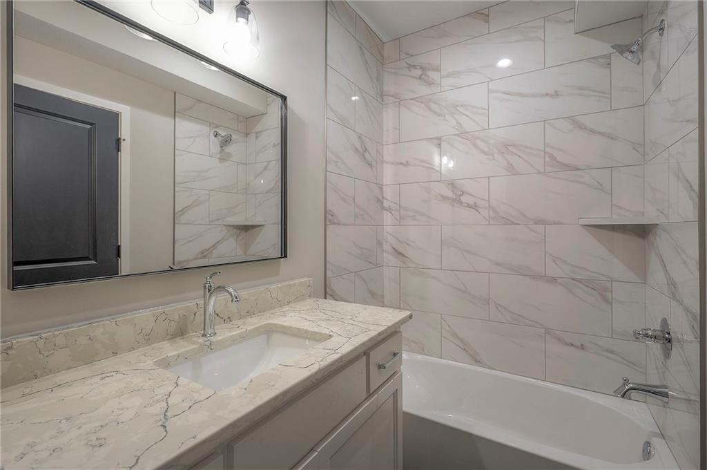 11494 South Longview Road Olathe, KS 66061 - Photo 49 of 55