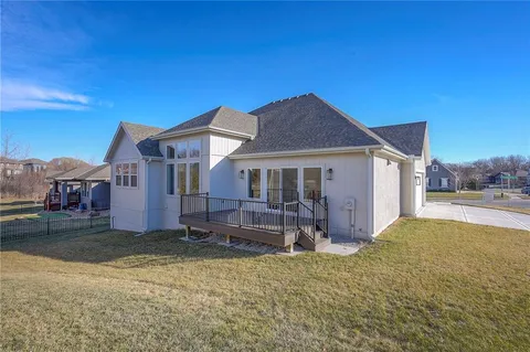 $650,000 | 11494 South Longview Road, Olathe, KS 66061