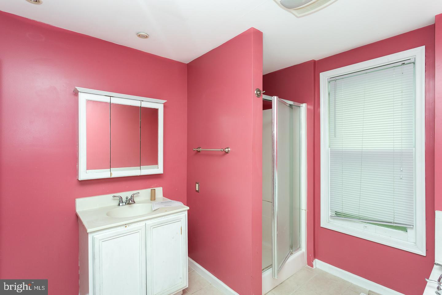 1596 Valley Road Coatesville, PA 19320 - Photo 14 of 27 Gallery Image 14
