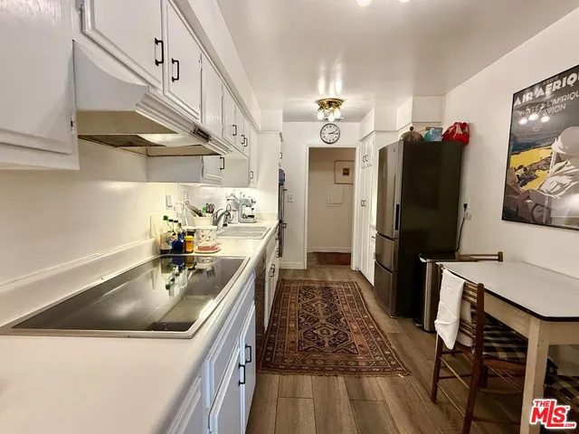 $4,995 | 637 Wilcox Avenue, Unit 2D, Los Angeles, CA 90004