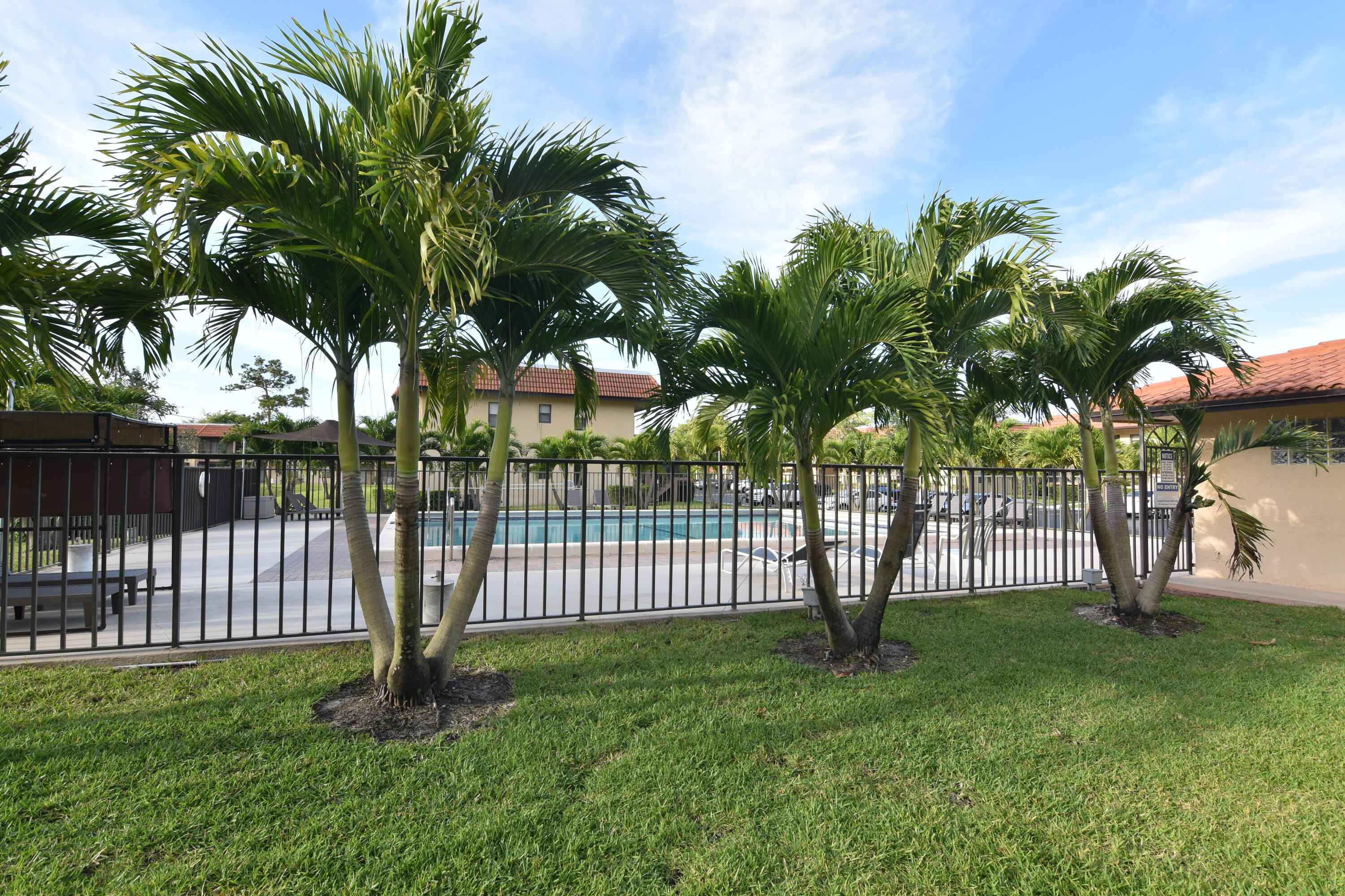 21895 Lake Forest Circle, Unit 102 Boca Raton, FL 33433 - Photo 16 of 19 Pool