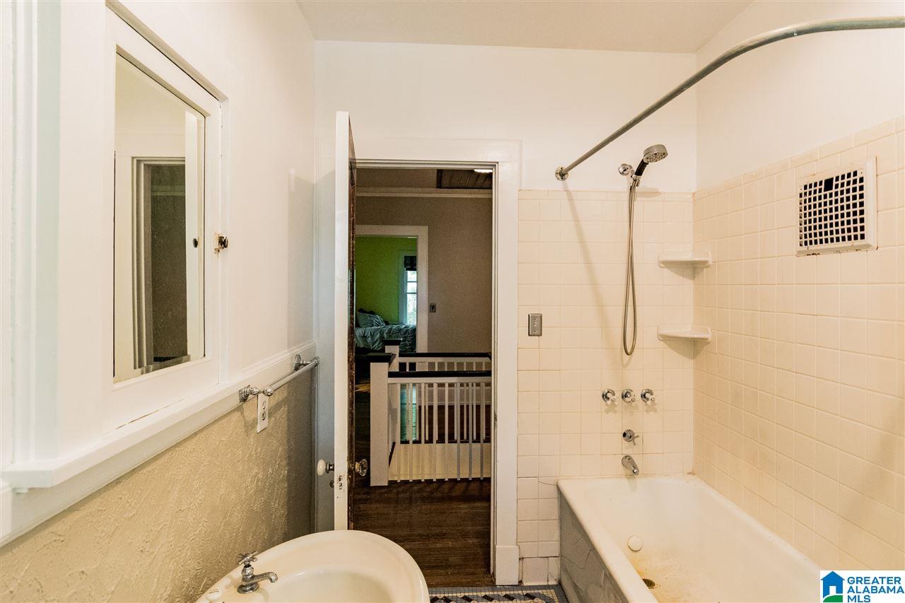 4337 Cliff Road Birmingham, AL 35222 - Photo 22 of 39