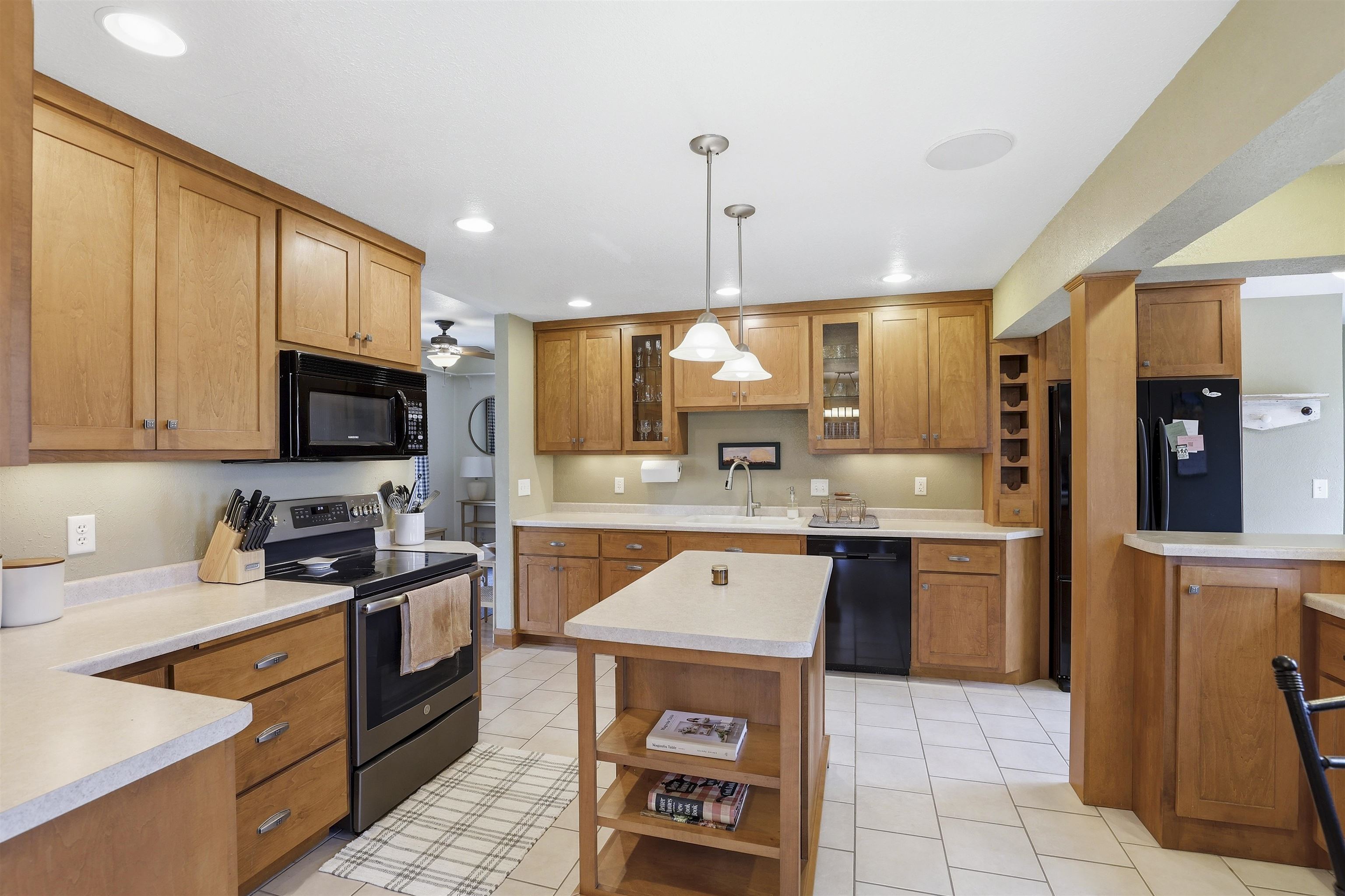 532 Mill Street Reedsville, WI 54230 - Photo 4 of 17