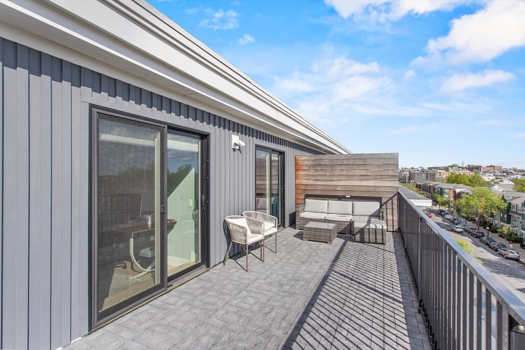 150 West Broadway, Unit PH4 Boston, MA 02127 - Photo 9 of 24