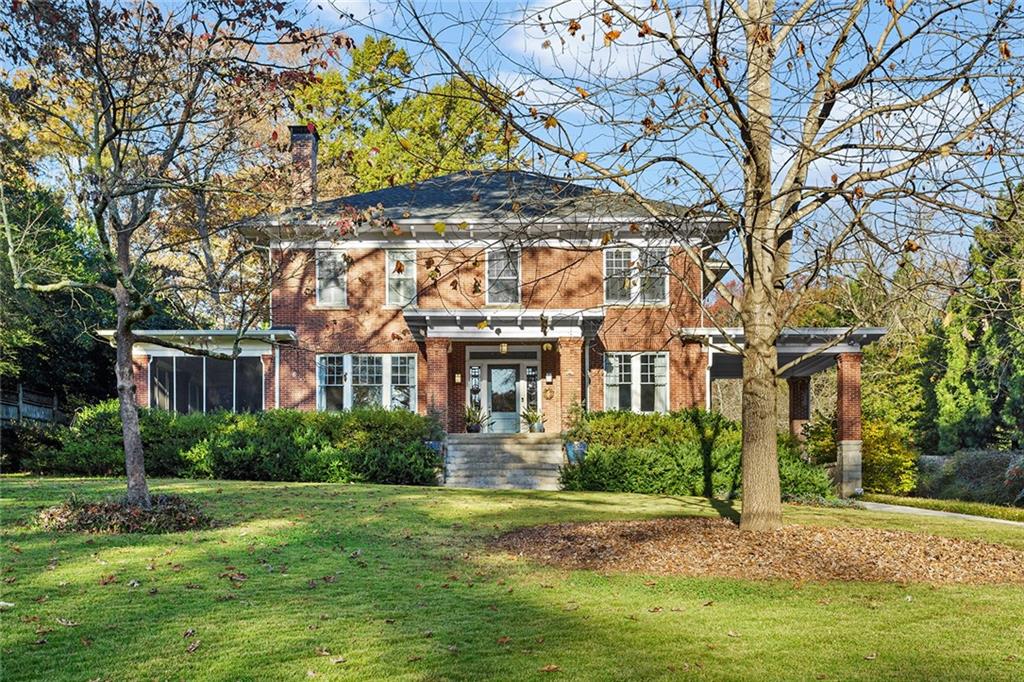 a front view of house with yard
