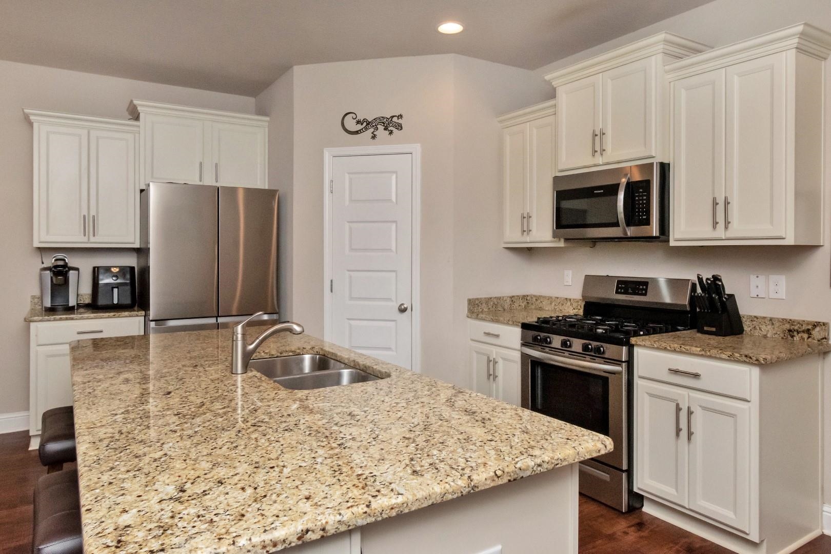 31711 Kestrel Loop Daphne, AL 36527 - Photo 6 of 24