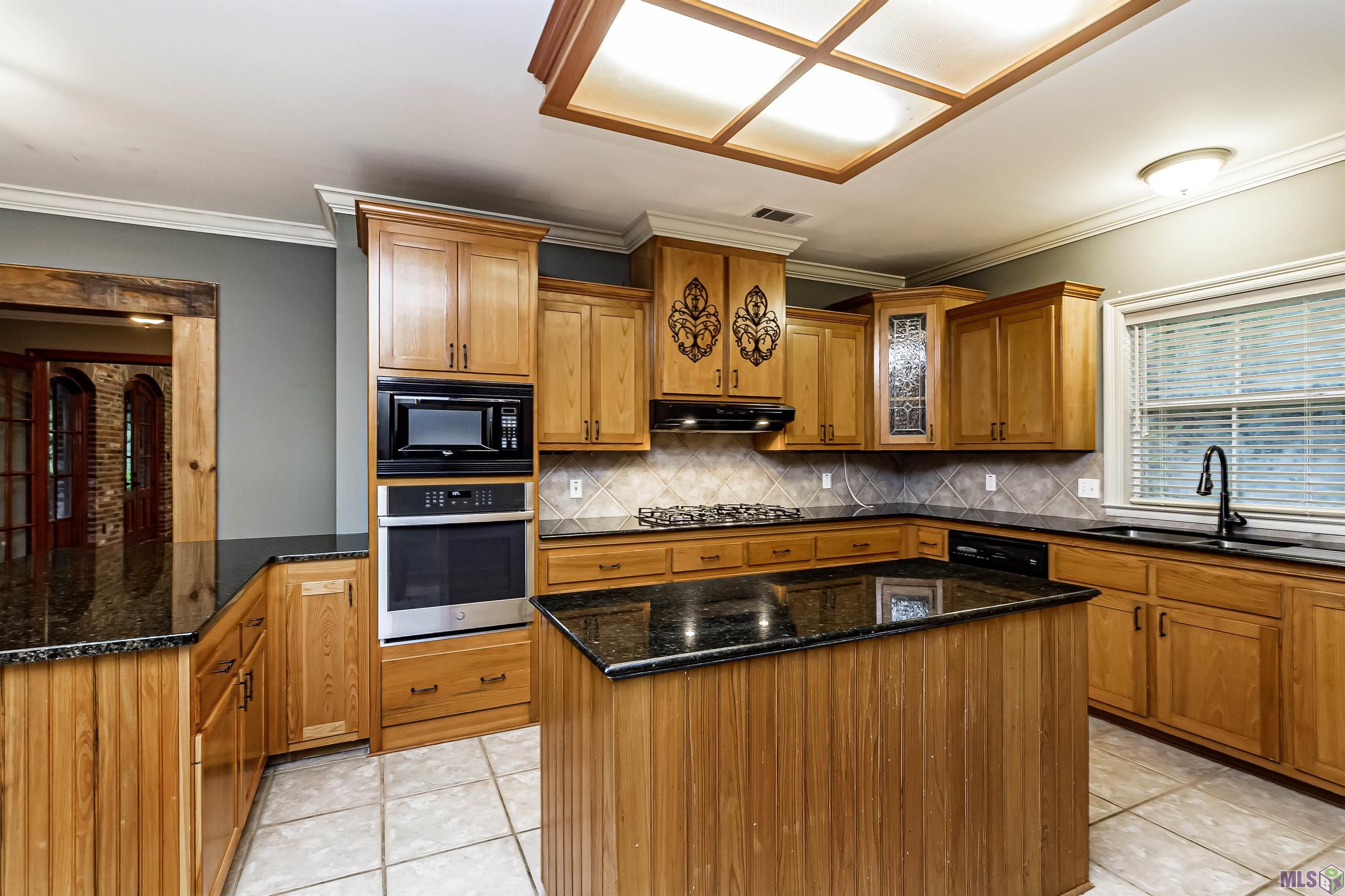 9611 Barringer Foreman Road Baton Rouge, LA 70809 - Photo 15 of 44