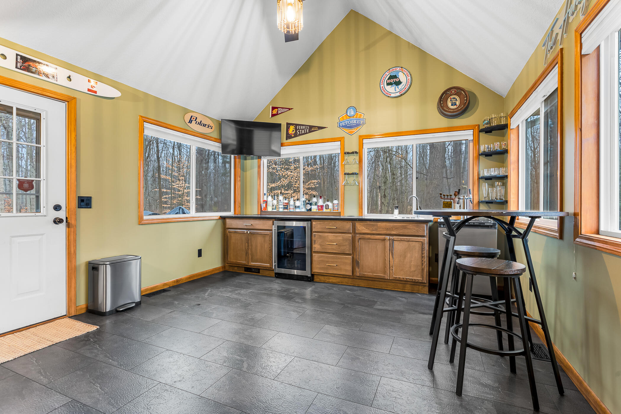 10798 East Remus Road Mount Pleasant, MI 48858 - Photo 9 of 39 10798 E Remus Road_21