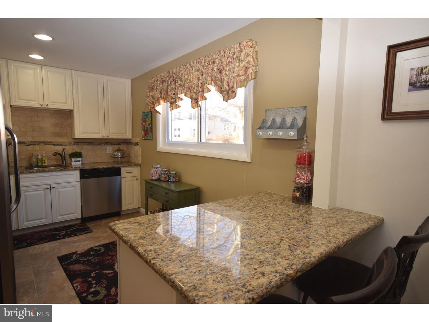 2206 Rhonda Road Broomall, PA 19008 - Photo 12 of 25 Kitchen
