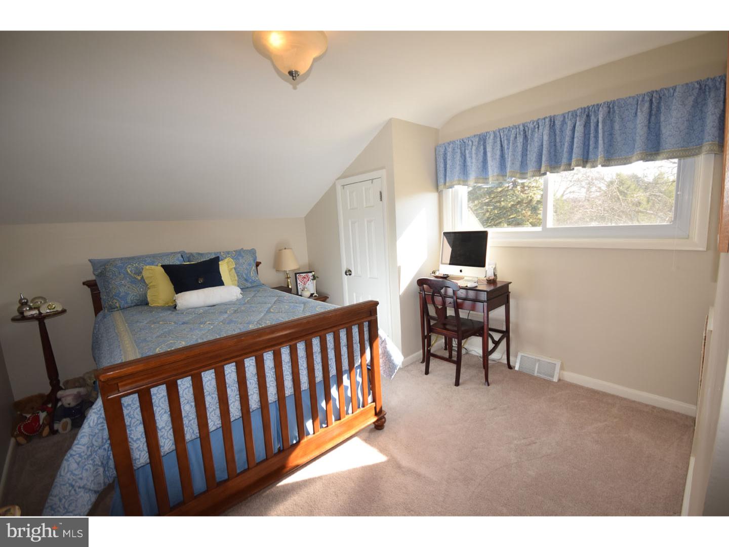 2206 Rhonda Road Broomall, PA 19008 - Photo 13 of 25 Bedroom 2
