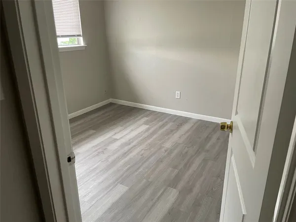 $1,250 | 106 East Austin Avenue, Unit A, Hutto, TX 78634