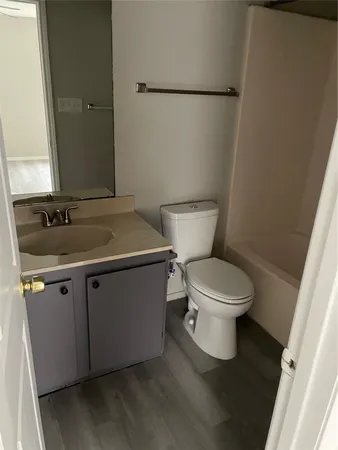 $1,250 | 106 East Austin Avenue, Unit A, Hutto, TX 78634