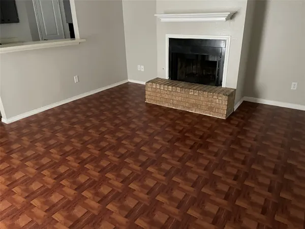 $1,250 | 106 East Austin Avenue, Unit A, Hutto, TX 78634