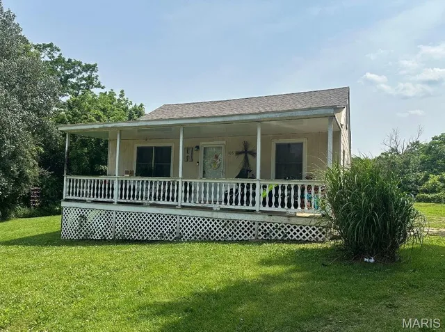 $124,900 | 106 Slaybaugh Street, Marble Hill, MO 63764