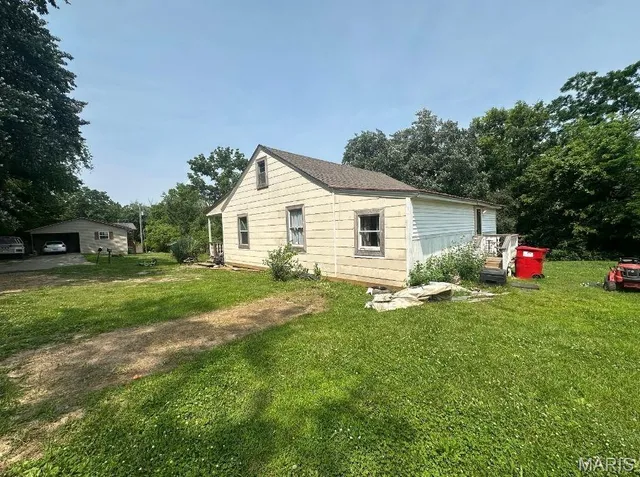 $124,900 | 106 Slaybaugh Street, Marble Hill, MO 63764