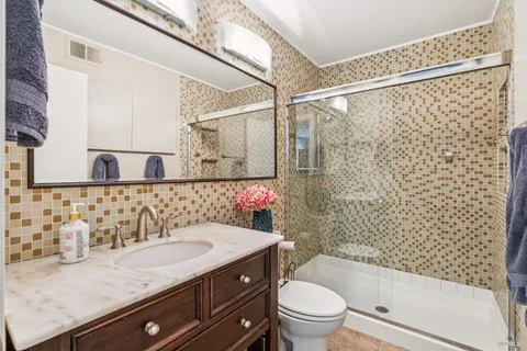 $695,000 | 242 Sandpiper Court, Novato, CA 94949