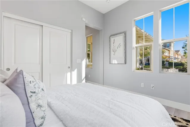 an aerial view of residential building and lake