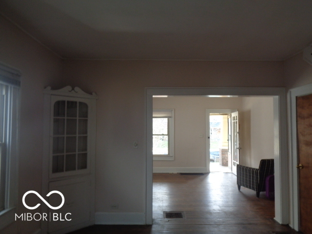626 North Riley Avenue Indianapolis, IN 46201 - Photo 6 of 8 Gallery Image 6