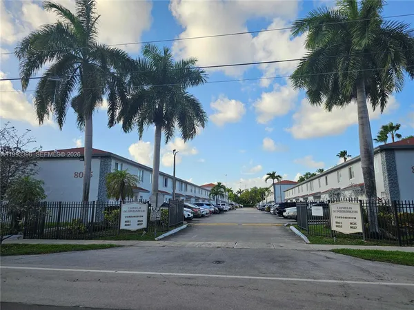 $2,250 | 8027 Northwest 8th Street, Unit 17, Miami, FL 33126