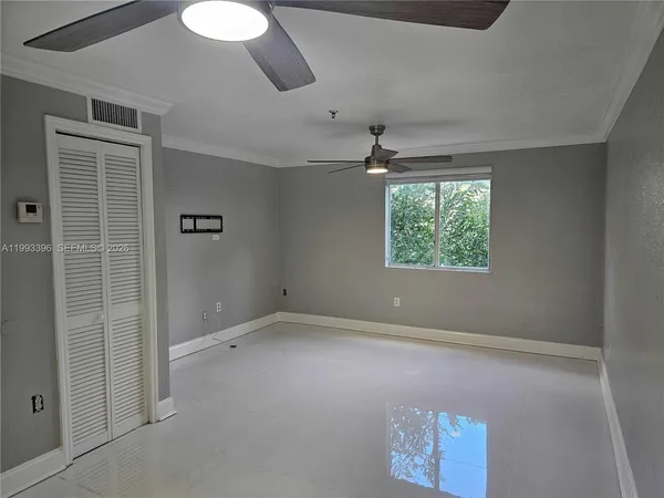 $2,250 | 8027 Northwest 8th Street, Unit 17, Miami, FL 33126