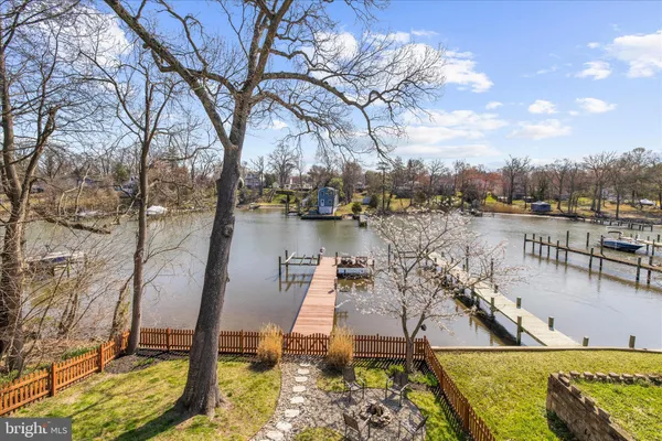 $750,000 | 787 Powhatan Beach Road, Pasadena, MD 21122