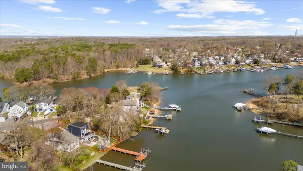 $750,000 | 787 Powhatan Beach Road, Pasadena, MD 21122