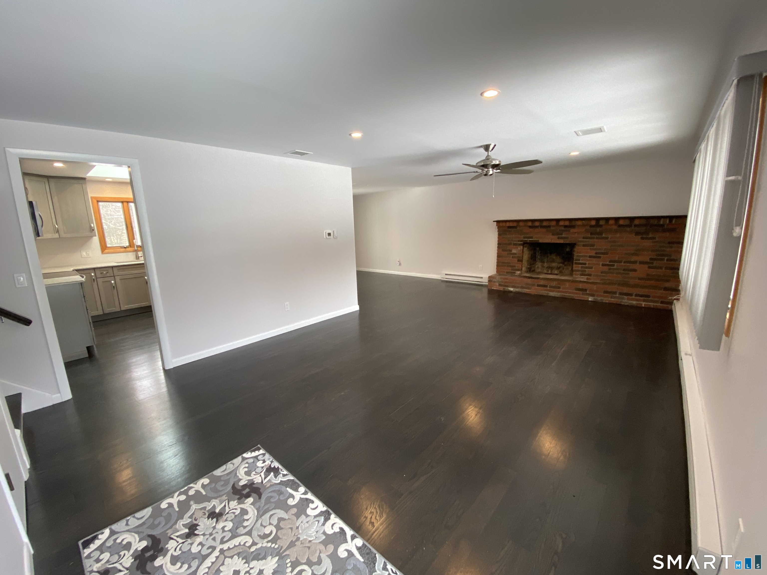 36 Corey Road North Haven, CT 06473 - Photo 4 of 25 an entryway in a hall with an entryway