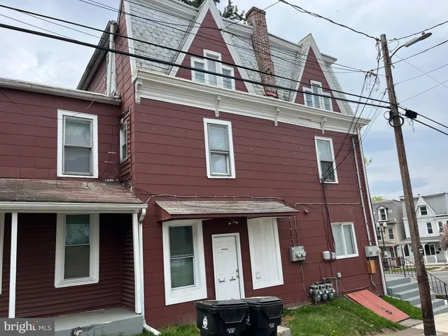 a building view with a sink and a yard