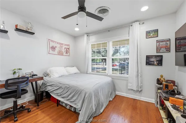 $499,000 | 309 Bolton Avenue, College Station, TX 77840