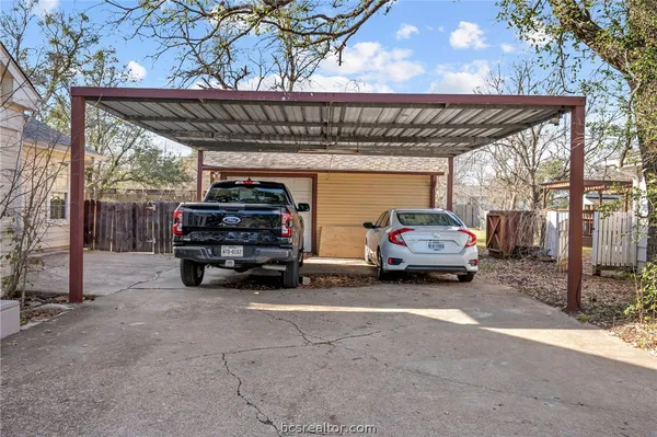 $499,000 | 309 Bolton Avenue, College Station, TX 77840